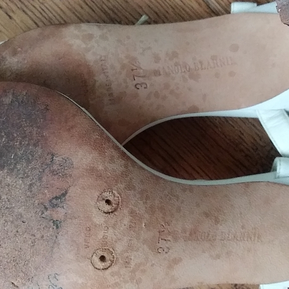 Manolo Blahnik white sandals 37.5 - Picture 5 of 7